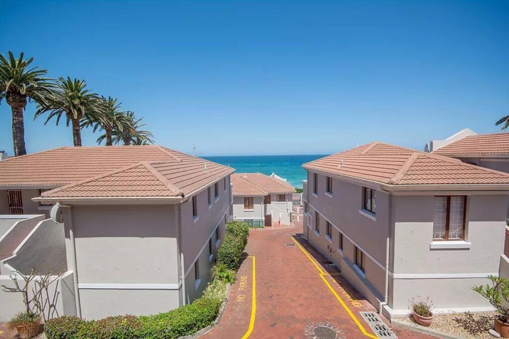 Sea, Sun, Kalk Bay, Dalebrook Cape Town