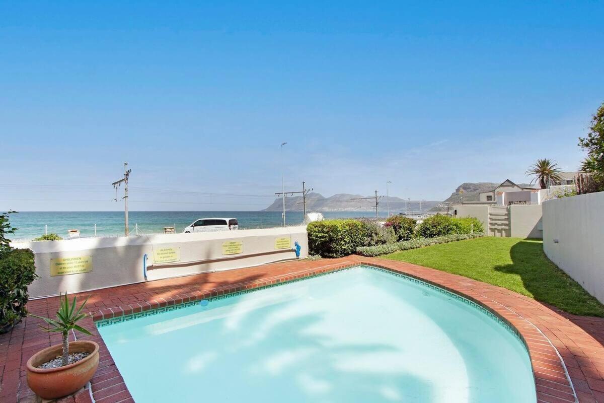 Sea, Sun, Kalk Bay, Dalebrook